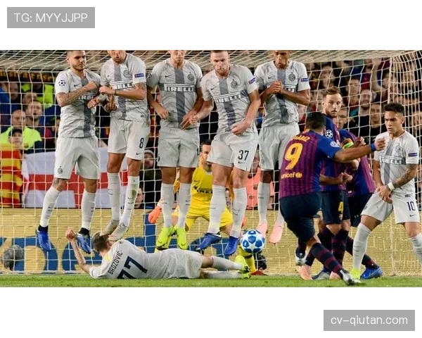 “基层调研：业余联赛模仿职业战术成风，五后卫阵型普及率大增”